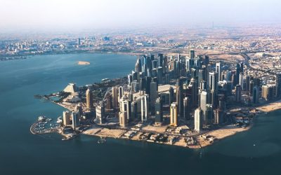طرق السفر إلى قطر ومتوسط الرواتب في قطر