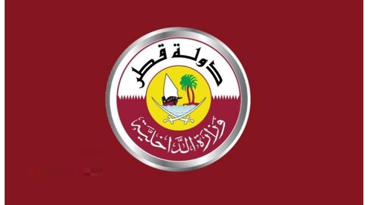 فيديو بمنطقة برية يتسبب في إلقاء القبض على 4 قطريين